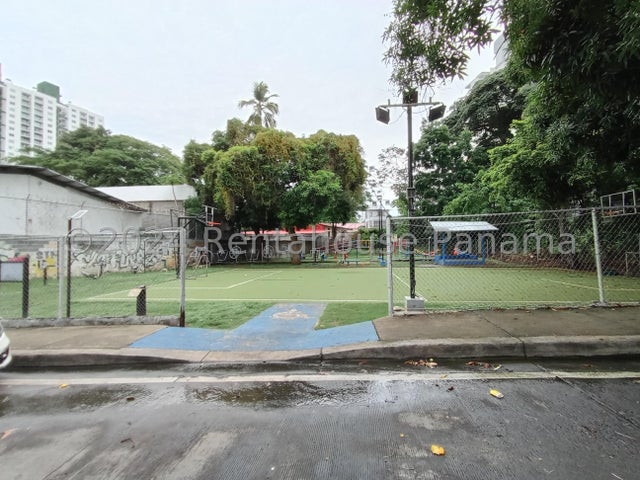 Prime Commercial Lot in Carrasquilla